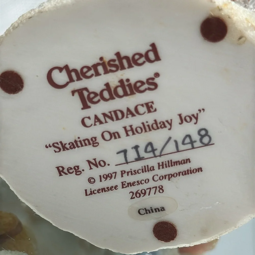 cherished teddies CANDACE Winter Bear Figurine 1997 skating on holiday joy